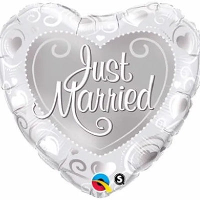 18IN JUST MARRIED HEARTS SILVER FOIL BALLOON Daisy Devotion