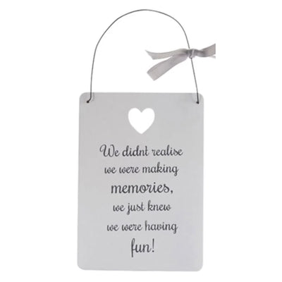 Memories Sentiment Sign Daisy Devotion
