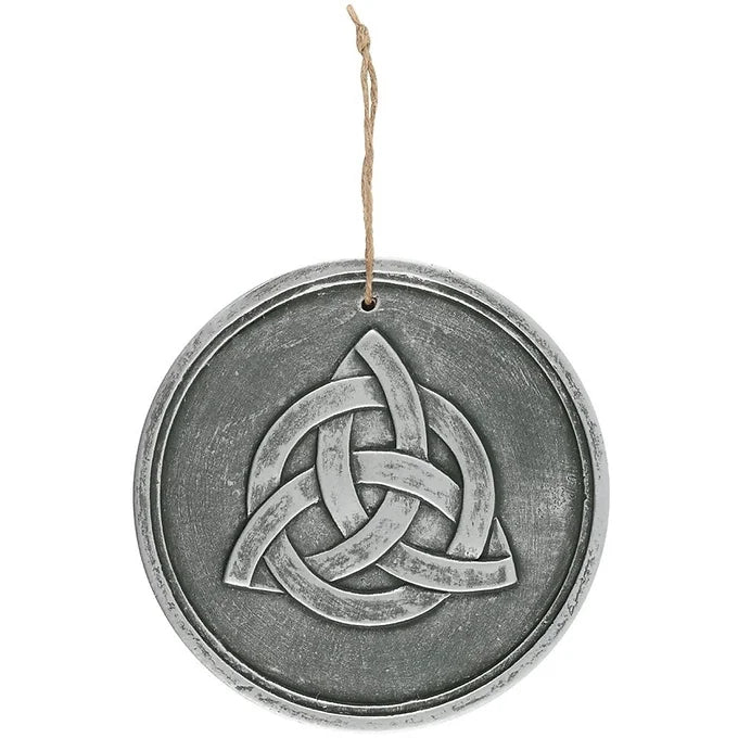 Silver Effect Terracotta Triquetra Plaque Daisy Devotion
