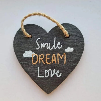 Smile Dream Love Slate Heart Daisy Devotion